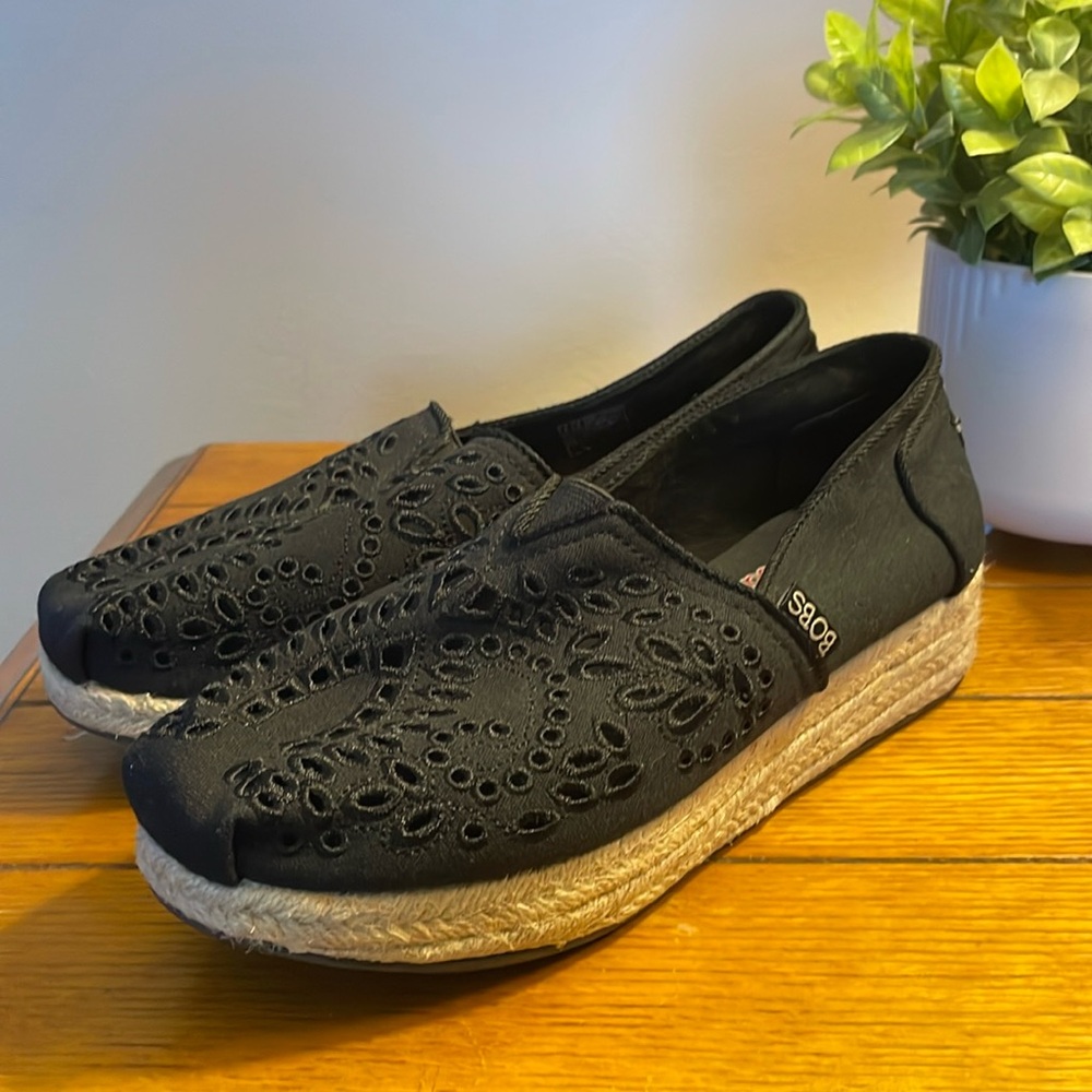 Women’s Size 8 Sketchers Bobs “Highlight”